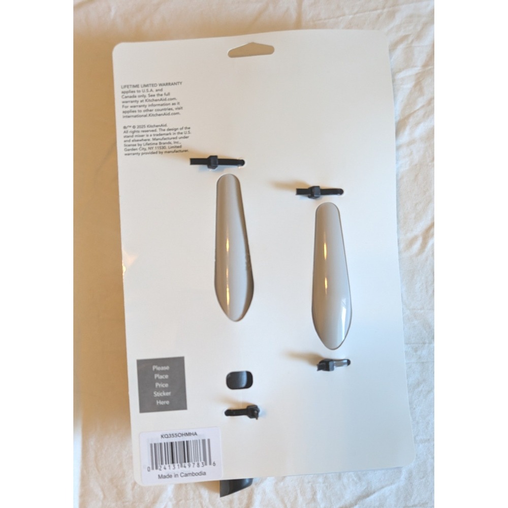 KitchenAid 2 Piece Peeler Set Y Peeler Swivel Peeler Dishwasher Safe White Black - Picture 3 of 3